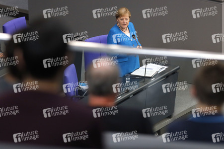 235. Sitzung des Deutschen Bundestages in Berlin