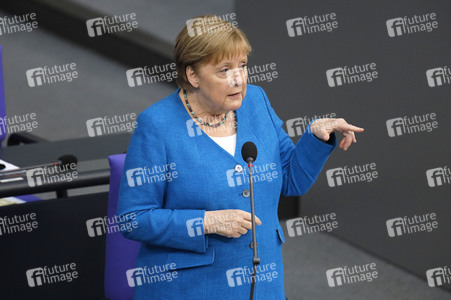 235. Sitzung des Deutschen Bundestages in Berlin