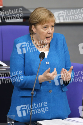 235. Sitzung des Deutschen Bundestages in Berlin