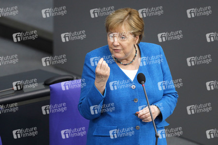 235. Sitzung des Deutschen Bundestages in Berlin