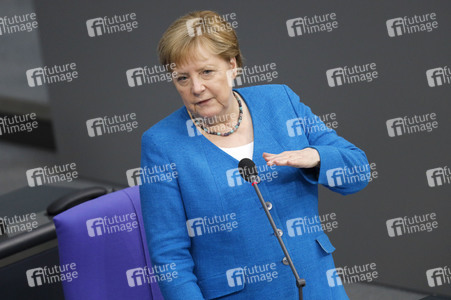 235. Sitzung des Deutschen Bundestages in Berlin