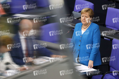 235. Sitzung des Deutschen Bundestages in Berlin