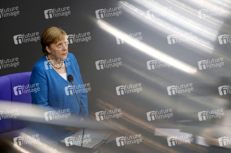 235. Sitzung des Deutschen Bundestages in Berlin