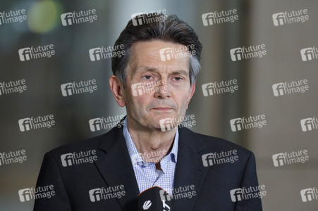 235. Sitzung des Deutschen Bundestages in Berlin