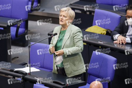 235. Sitzung des Deutschen Bundestages in Berlin