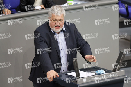 235. Sitzung des Deutschen Bundestages in Berlin