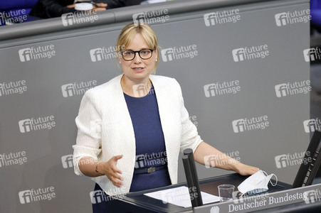 235. Sitzung des Deutschen Bundestages in Berlin