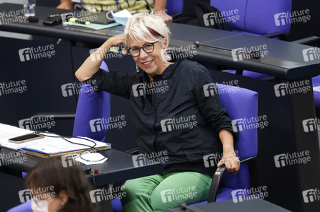 235. Sitzung des Deutschen Bundestages in Berlin