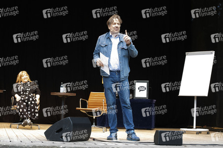 Talkshow 'Kachel & Mann - Die Talkshow für alle Wetterlagen' in Dresden