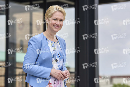 Ministerpräsidenten der Länder besuchen die Neue Nationalgalerie in Berlin