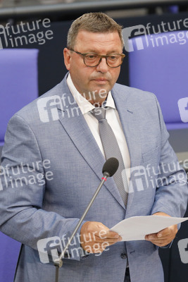 235. Sitzung des Deutschen Bundestages in Berlin