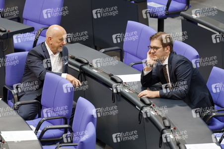 235. Sitzung des Deutschen Bundestages in Berlin