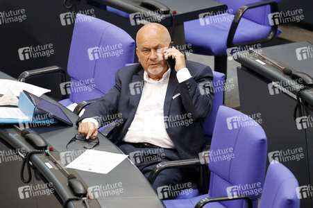 235. Sitzung des Deutschen Bundestages in Berlin