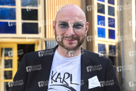 Theaterpremiere 'Amazing Family' in Berlin