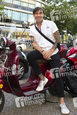 Theaterpremiere 'Amazing Family' in Berlin