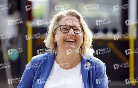 Inbetriebnahme der neuen Ladeinfrastruktur für Elektro-Busse