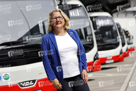 Inbetriebnahme der neuen Ladeinfrastruktur für Elektro-Busse