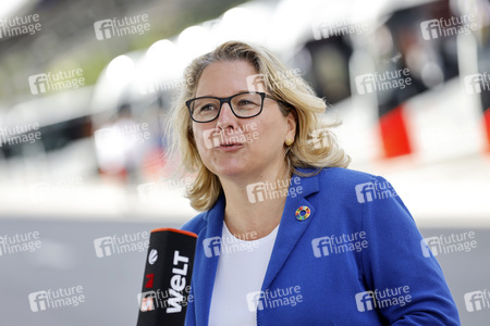 Inbetriebnahme der neuen Ladeinfrastruktur für Elektro-Busse