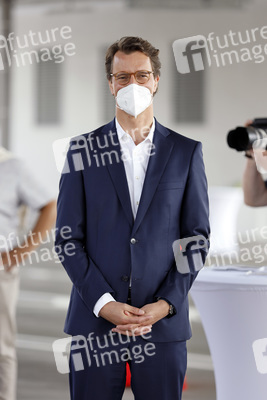 Inbetriebnahme der neuen Ladeinfrastruktur für Elektro-Busse