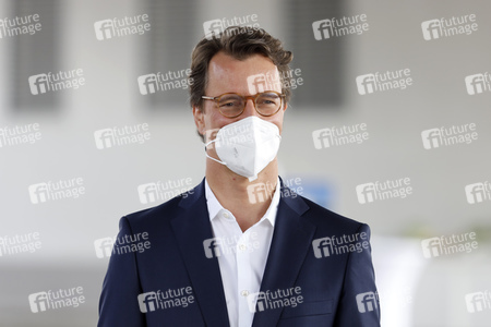 Inbetriebnahme der neuen Ladeinfrastruktur für Elektro-Busse