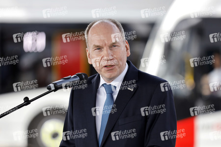 Inbetriebnahme der neuen Ladeinfrastruktur für Elektro-Busse