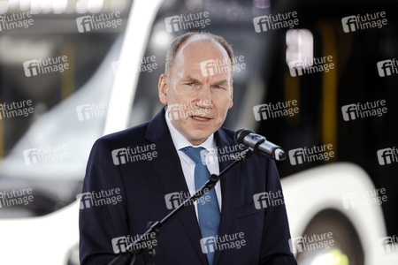 Inbetriebnahme der neuen Ladeinfrastruktur für Elektro-Busse