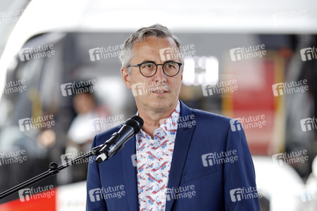 Inbetriebnahme der neuen Ladeinfrastruktur für Elektro-Busse