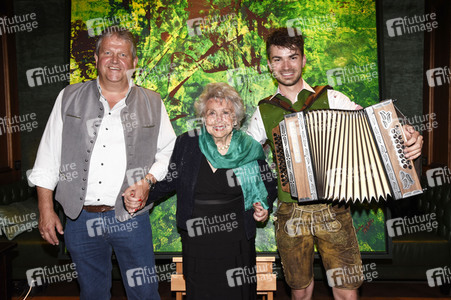 Finissage der Benefiz Kunstauktion in München