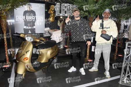 Enthüllung der Wachsfigur von Capital Bra im Madame Tussauds in Berlin
