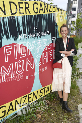 Filmpremiere 'Schattenstunde', Filmfest München 2021