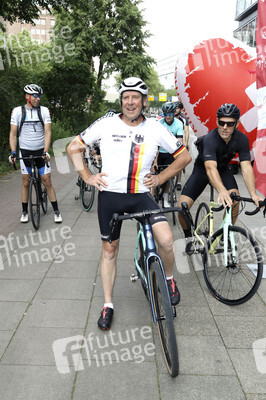 Zieleinlauf der HerzRadtour in Hamburg