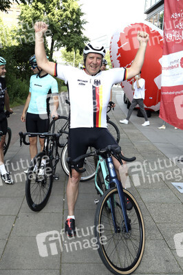 Zieleinlauf der HerzRadtour in Hamburg