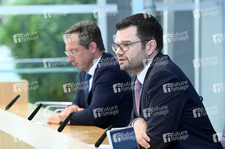 Pressekonferenz zur Verfassungsbeschwerde der FDP gegen Staatstrojaner in Berlin