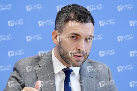 Pressekonferenz zur Verfassungsbeschwerde der FDP gegen Staatstrojaner in Berlin