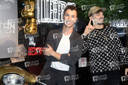 Ausstellungseröffnung 'Berlin 100' im Madame Tussauds Berlin