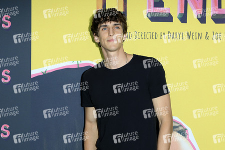 Filmpremiere 'How It Ends' in Los Angeles