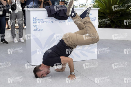 Photocall 'OSS 117: From Africa with Love', Cannes Film Festival 2021