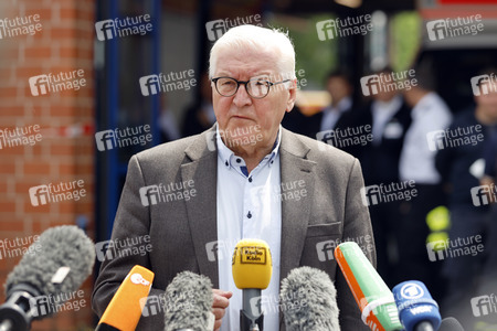 Frank-Walter Steinmeier und Armin Laschet besuchen Hochwassergebiet in Erftstadt