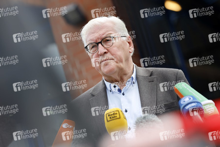 Frank-Walter Steinmeier und Armin Laschet besuchen Hochwassergebiet in Erftstadt