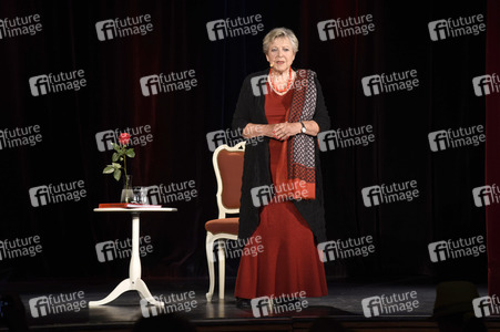 Lesung mit Marie-Luise Marjan in Haar