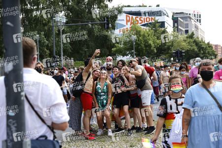 Christopher Street Day Parade 2021 in Berlin