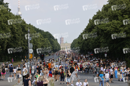 Christopher Street Day Parade 2021 in Berlin
