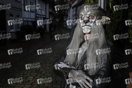 GEEK ART Collection No. 4 - Bodypainting and Transformaking