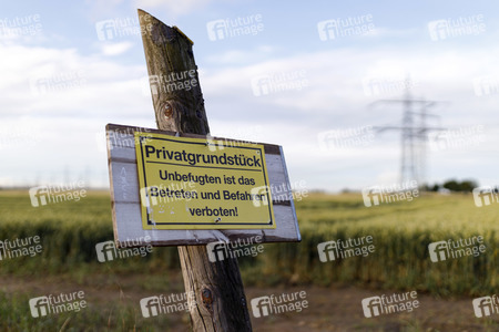 Symbolfoto Privatgrundstück