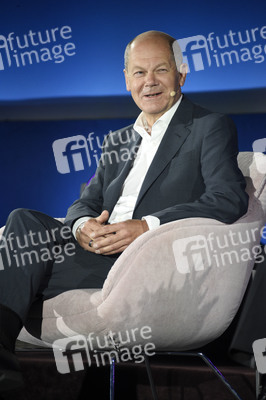 Olaf Scholz bei 'Brigitte Live' in Berlin