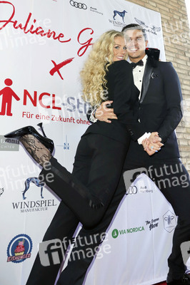 Vernissage der Künstlerin Juliane Golbs in Hamburg