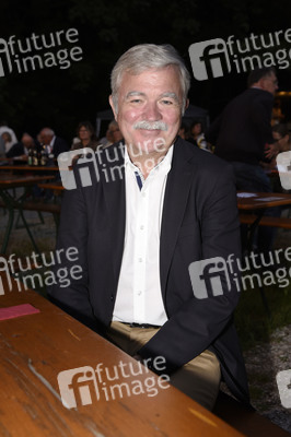 Theaterpremiere 'Ungeheuer heiß' in München