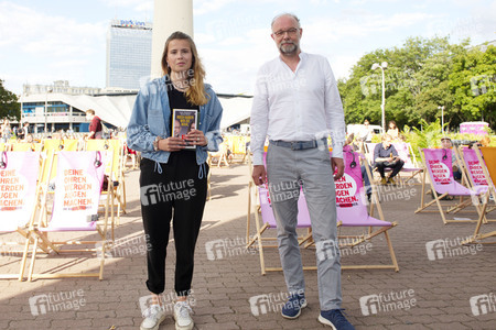 Buchpräsentation von Luisa Neubauer und Bernd Ulrich in Berlin