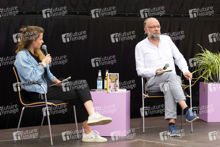 Buchpräsentation von Luisa Neubauer und Bernd Ulrich in Berlin