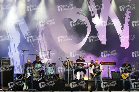 Konzert von Fury in the Slaughterhouse in Möchengladbach